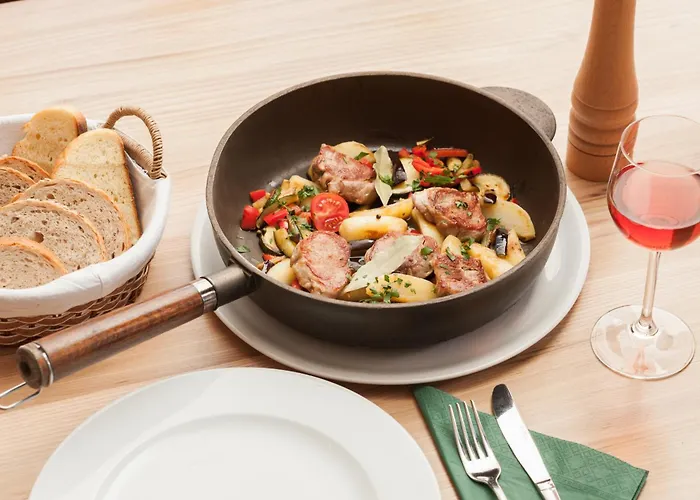 Gostilna In Picerija Harlekin 3*