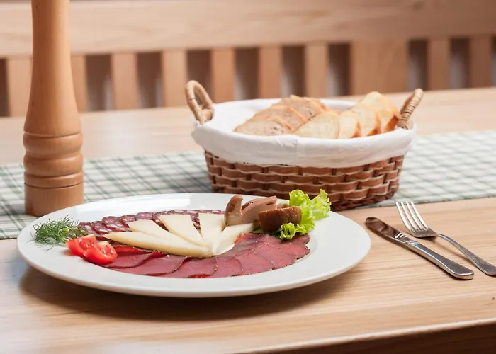 Πανσιόν Gostilna In Picerija Harlekin 3*